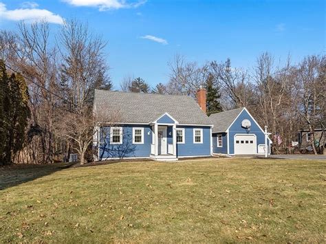 View sales history, tax history, home value estimates, and overhead views. . 62 middle rd amesbury